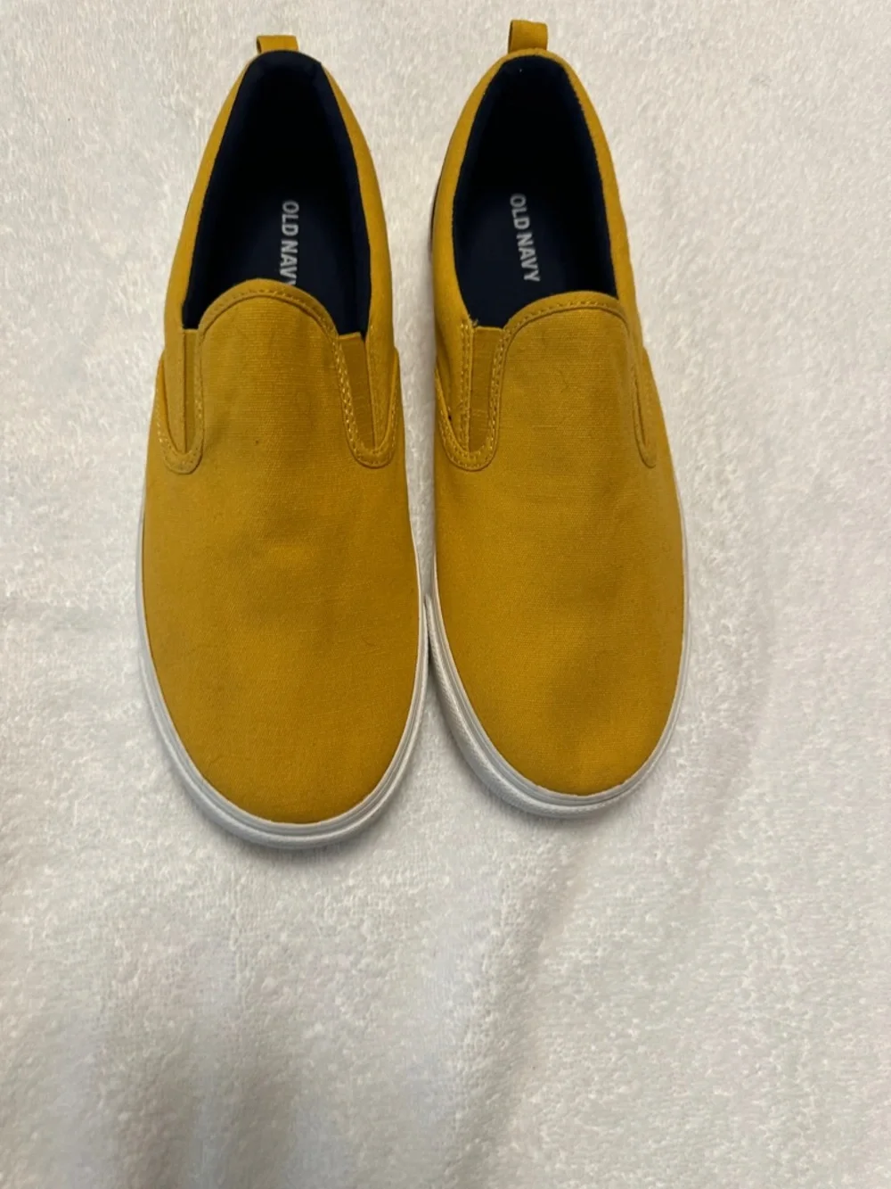 Old Navy Kids Canvas Slip-On Sneakers in Mustard Yellow size 6